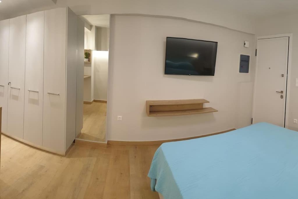 Stylish Near Hilton, Self Check-in!