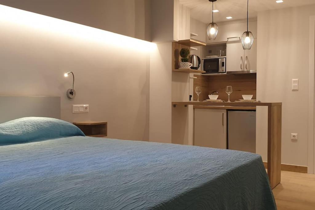 Stylish Near Hilton, Self Check-in! Apartment Athens