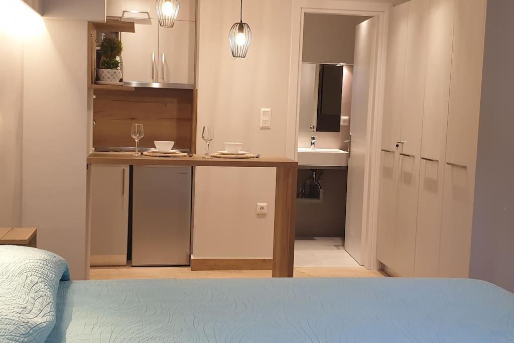 Stylish Near Hilton, Self Check-in! Apartment Athens